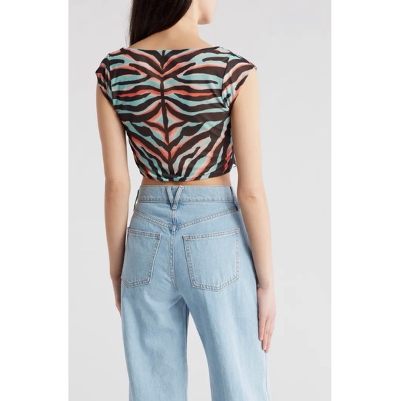 AFRM Teal Zebra Placement Nylah Two Button Cap Sleeve Crop Top, M - Picture 2 of 9